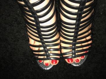 Public Photo of Padrona_Piedi_Divini