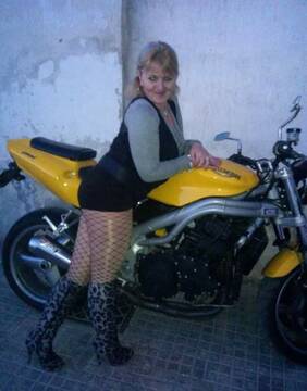 Public Photo of emyemiliana