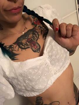 Public Photo of la_blu_harvey